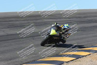 media/Mar-24-2025-Moto Forza (Mon) [[57ce5c5cff]]/1-Advanced Group/Session 2 (Bowl)/